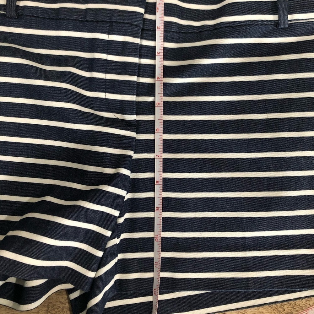 Ann Taylor LOFT Riviera Striped Shorts | Size 2 | Navy Resort Classic - Picture 6 of 16